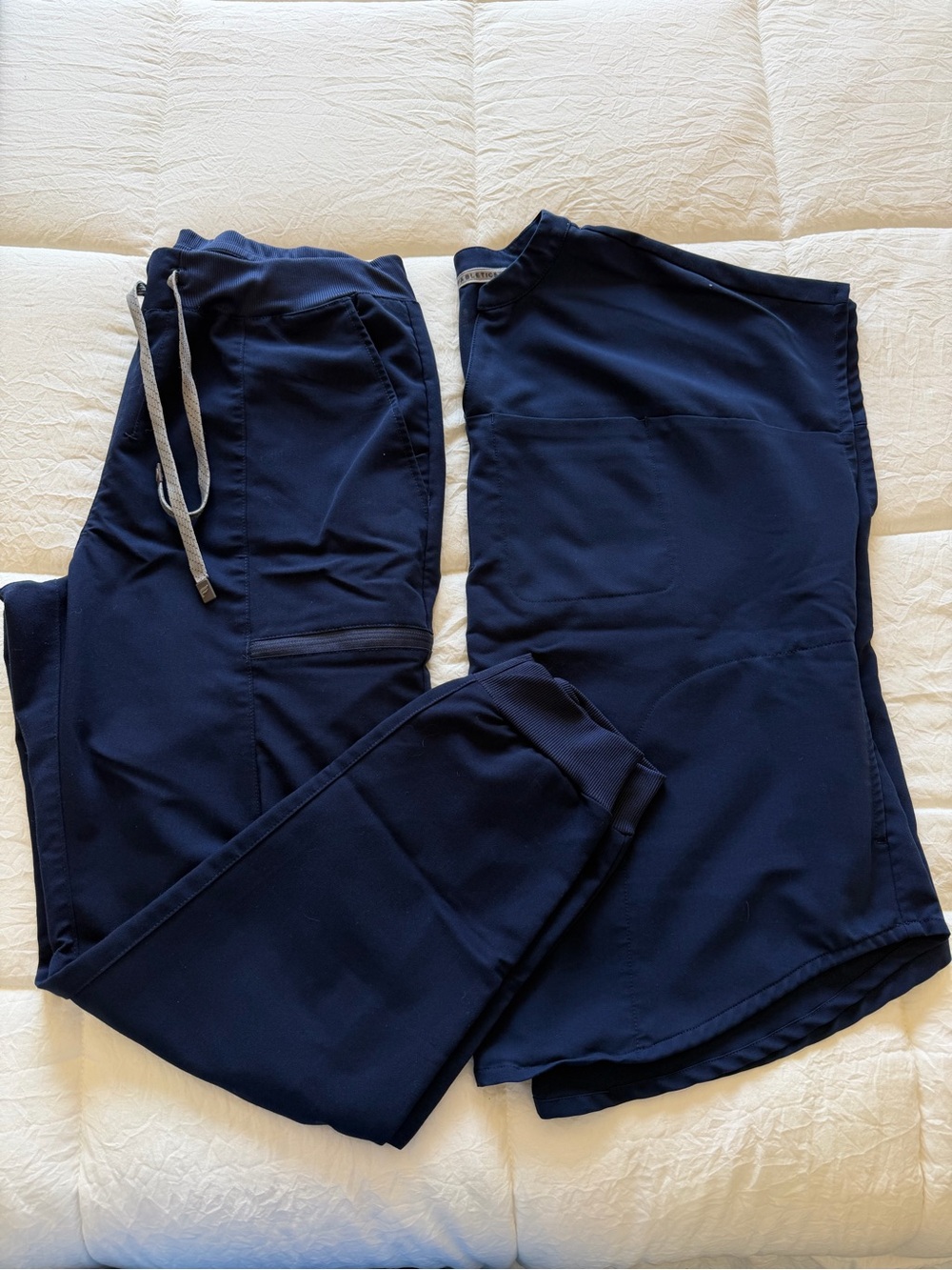 Fabletics Navy Blue Women's scrubs Jogger Pants and short sleeve top